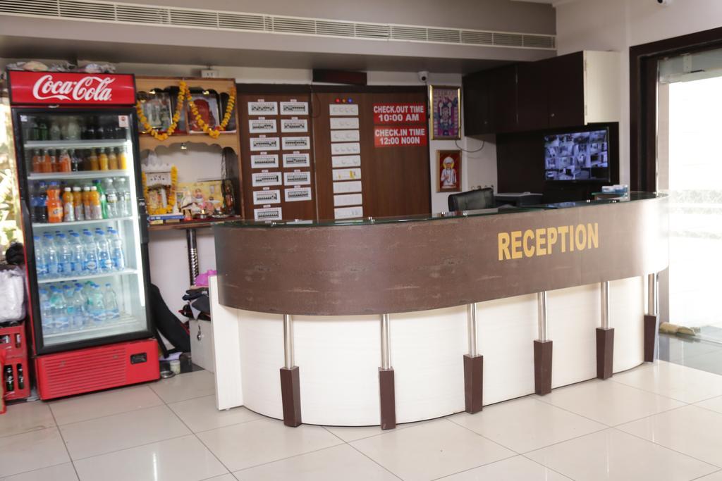 Hotel Rudra Plaza Dwārka Buitenkant foto