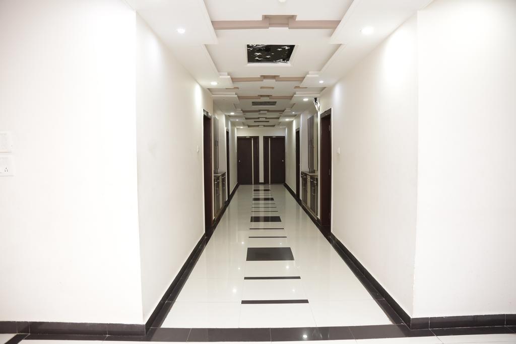 Hotel Rudra Plaza Dwārka Buitenkant foto